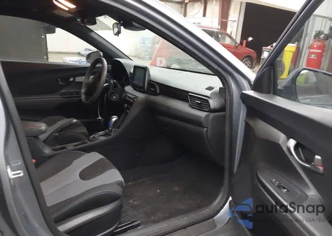 2019 Hyundai Veloster 2.0 z USA, uszkodzony, nr VIN KMHTG6AF7KU018016